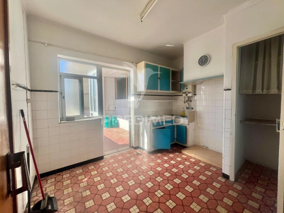 Apartamento T2 para Venda em Baixa da Banheira e Vale da Amoreira Foto 4