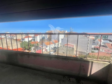 Apartamento T2 para Venda em Baixa da Banheira e Vale da Amoreira