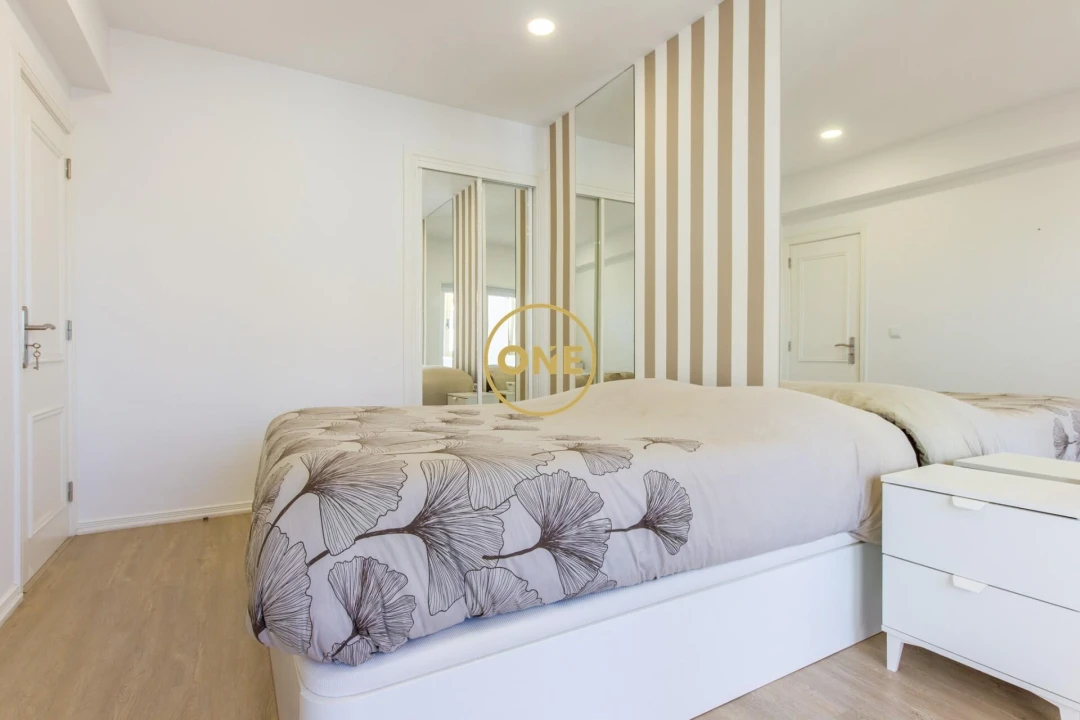 Apartamento T1 para Venda em Caparica e Trafaria Foto 22