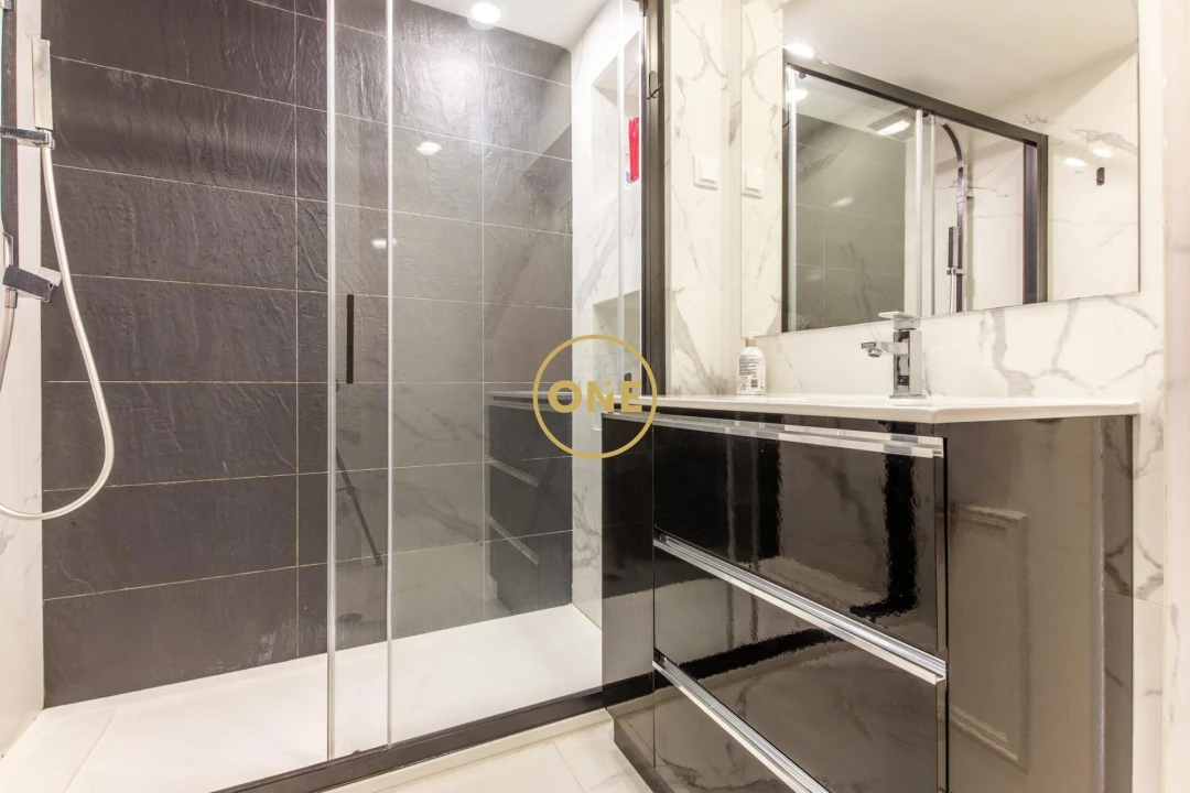 Apartamento T1 para Venda em Caparica e Trafaria Foto 20