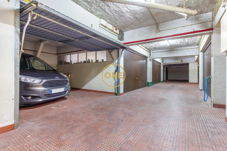 Apartamento T1 para Venda em Caparica e Trafaria Foto 6