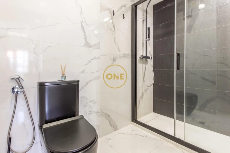Apartamento T1 para Venda em Caparica e Trafaria Foto 19