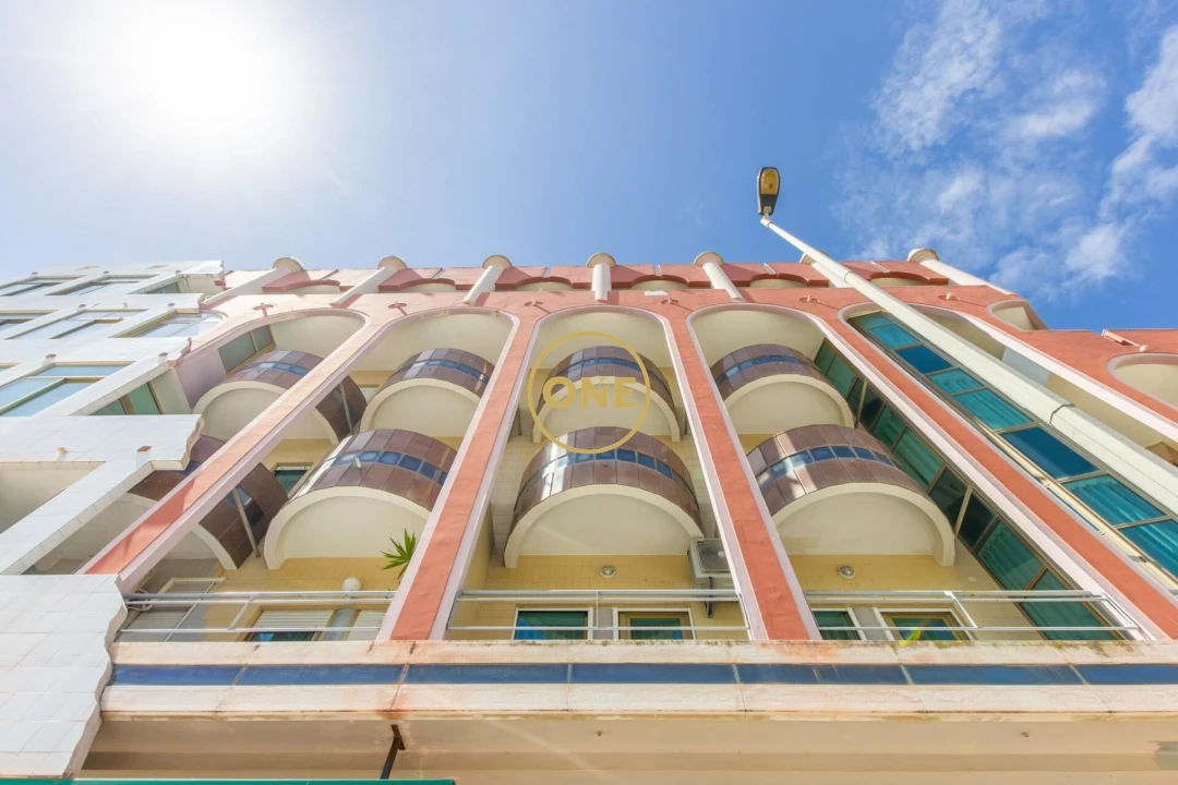 Apartamento T1 para Venda em Caparica e Trafaria Foto 4