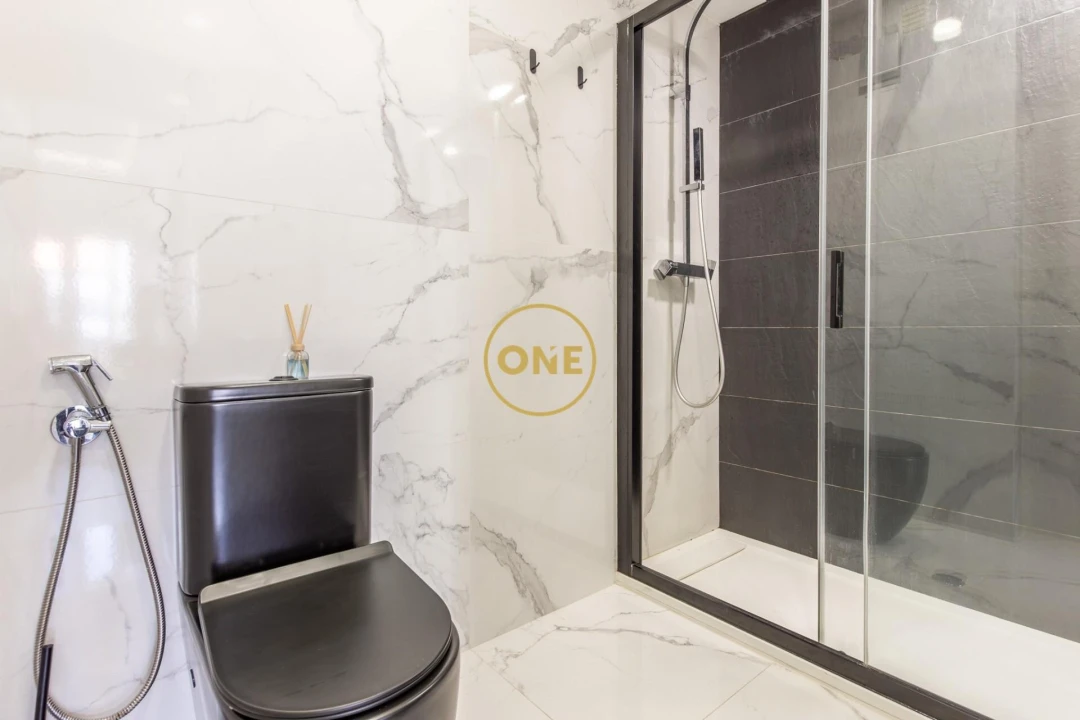 Apartamento T1 para Venda em Caparica e Trafaria Foto 19