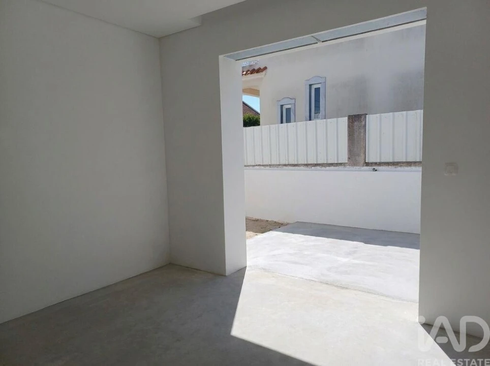 Moradia T4 para Venda em Fernao Ferro Foto 17
