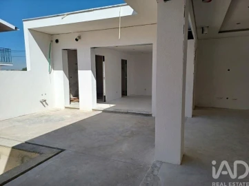 Moradia T4 para Venda em Fernao Ferro