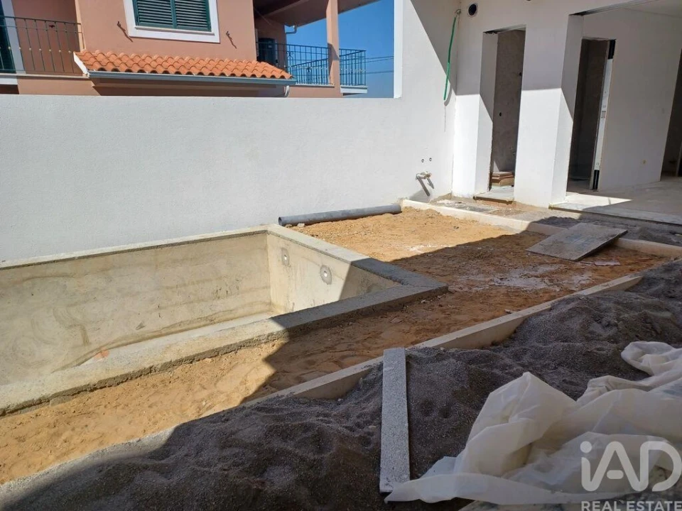 Moradia T4 para Venda em Fernao Ferro Foto 12