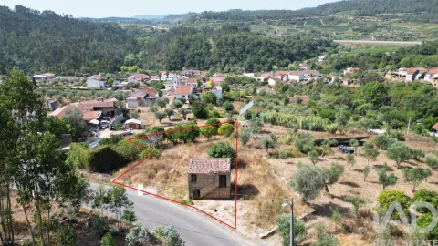 Armazém para Venda em Lamas