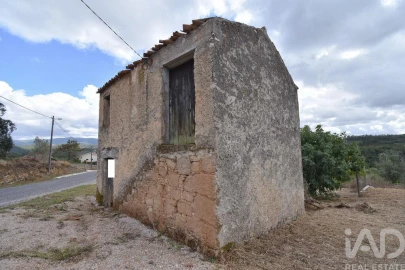 Armazém para Venda em Lamas