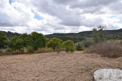 Armazém para Venda em Lamas