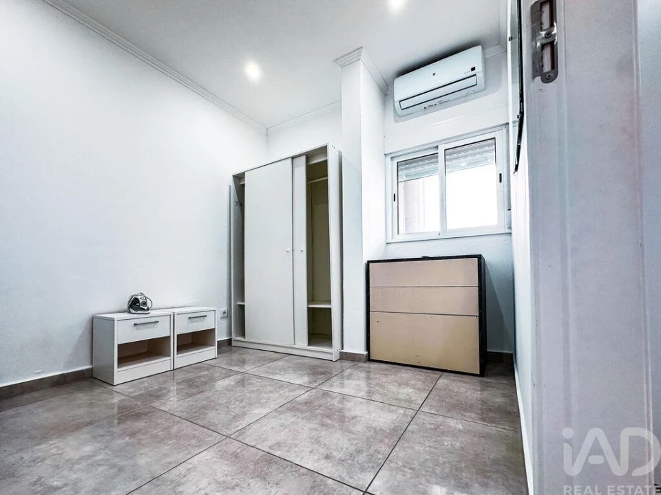 Apartamento T2 para Venda em Portimão Foto 26