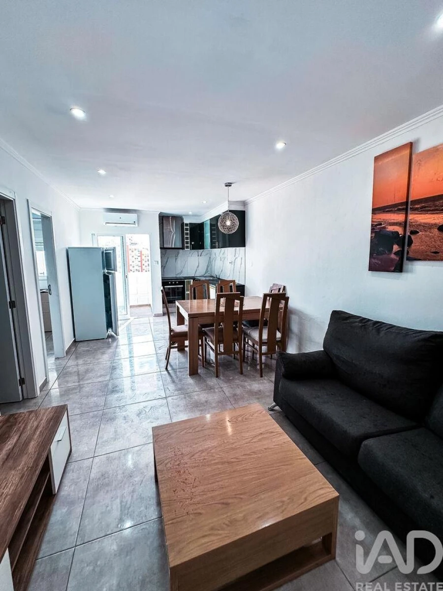 Apartamento T2 para Venda em Portimão Foto 2