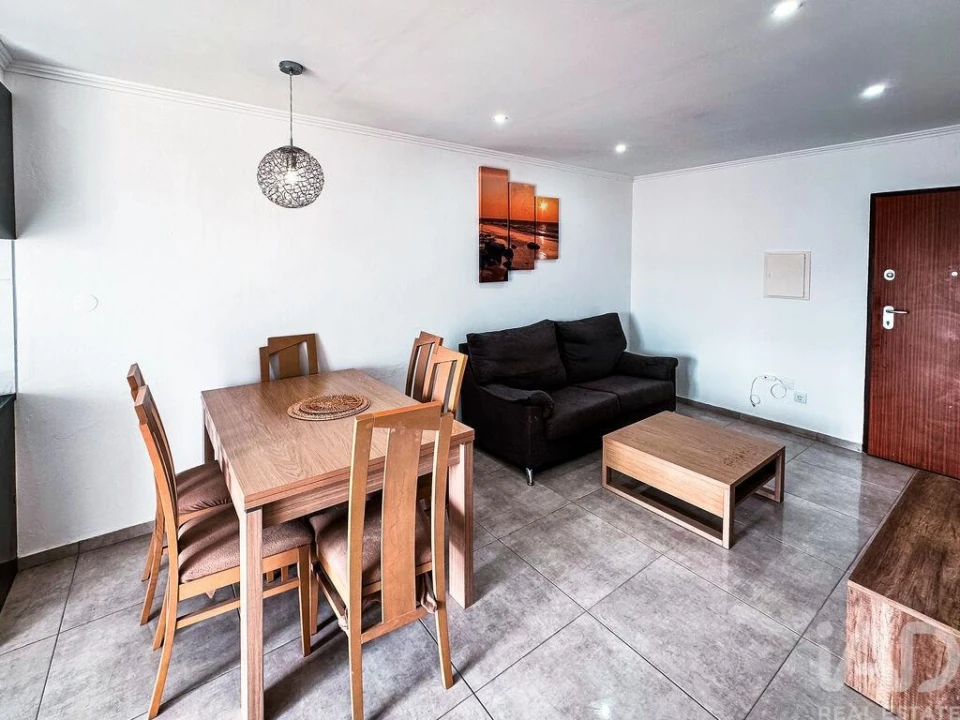 Apartamento T2 para Venda em Portimão Foto 4