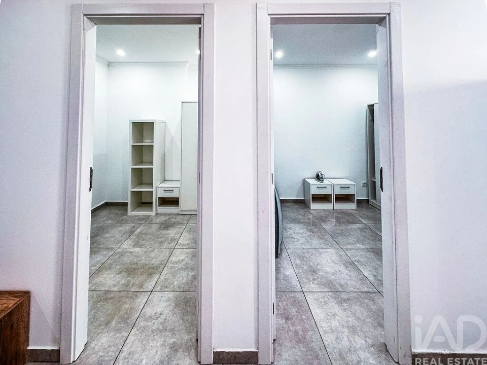 Apartamento T2 para Venda em Portimão Foto 24