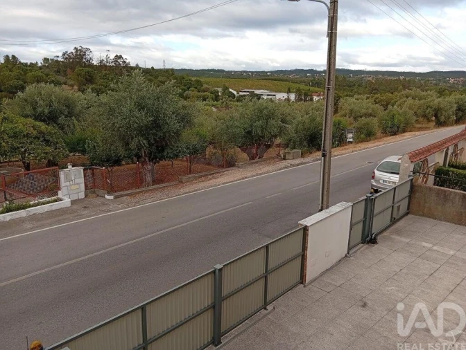 Moradia T3 para Venda em São Pedro de Tomar Foto 25