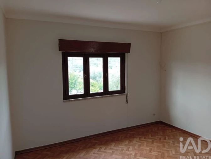 Moradia T3 para Venda em São Pedro de Tomar Foto 31