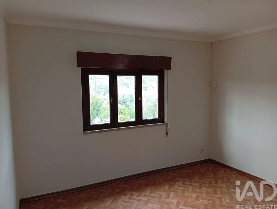 Moradia T3 para Venda em São Pedro de Tomar Foto 31