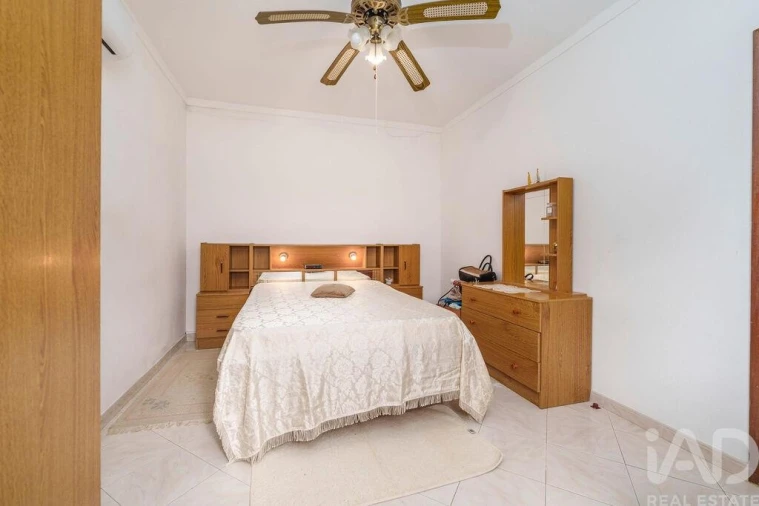 Moradia T3 para Venda em São Brás de Alportel Foto 18