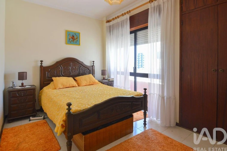 Apartamento T2 para Venda em Quarteira Foto 11
