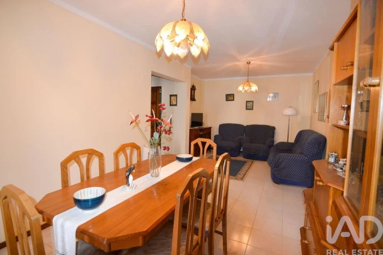 Apartamento T2 para Venda em Quarteira Foto 5