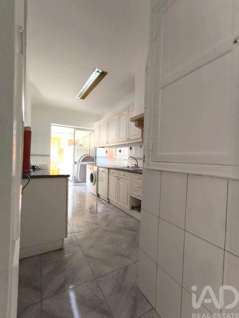Apartamento T2 para Venda em Benfica