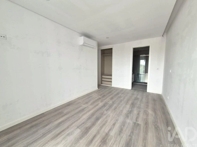 Apartamento T3 para Venda em Palmela Foto 8