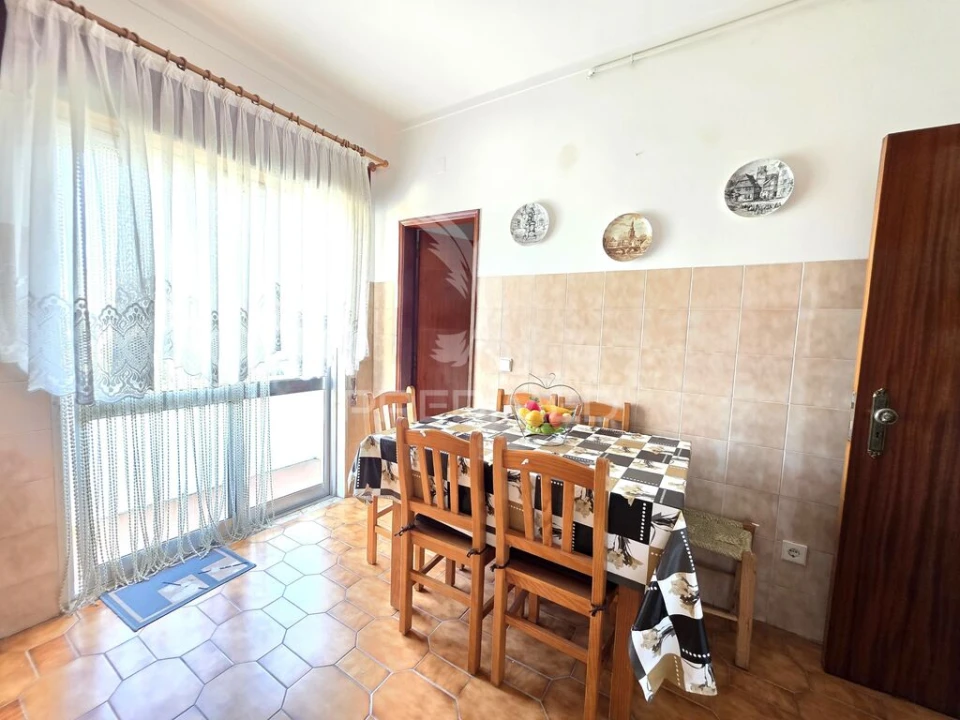 Apartamento T2 para Venda em São João Baptista Foto 5