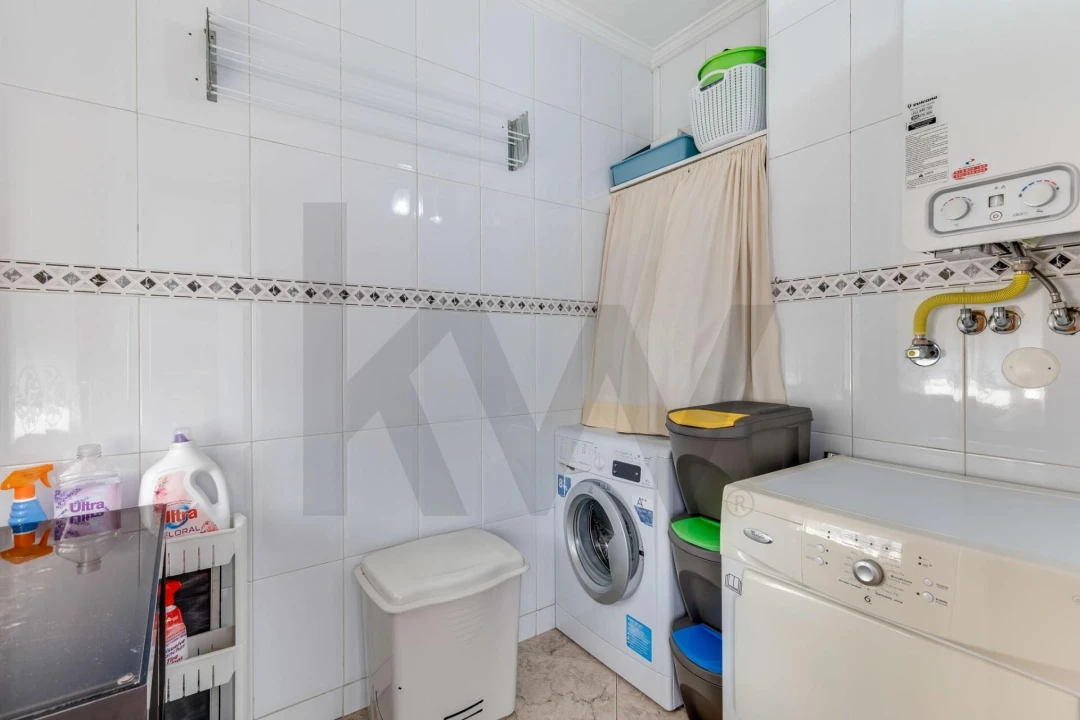Apartamento T2 para Venda em Aguas Santas Foto 13