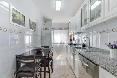 Apartamento T2 para Venda em Aguas Santas