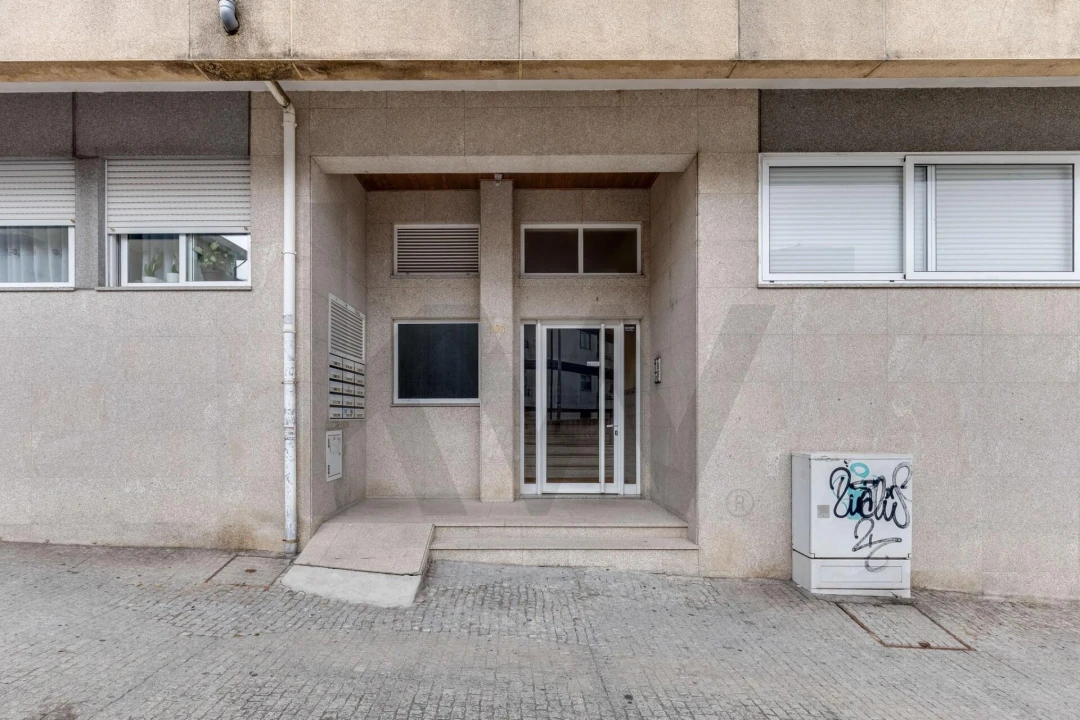 Apartamento T2 para Venda em Aguas Santas Foto 34