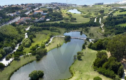 Moradia T5 para Venda em Lordelo do Ouro e Massarelos