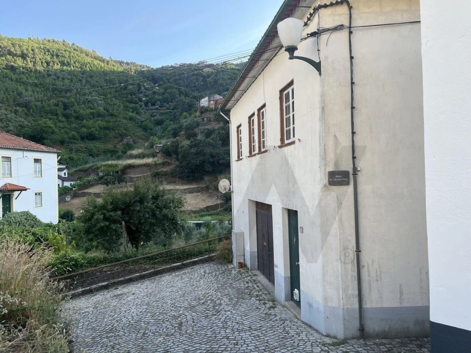 Moradia T5 para Venda em Benfeita Foto 5