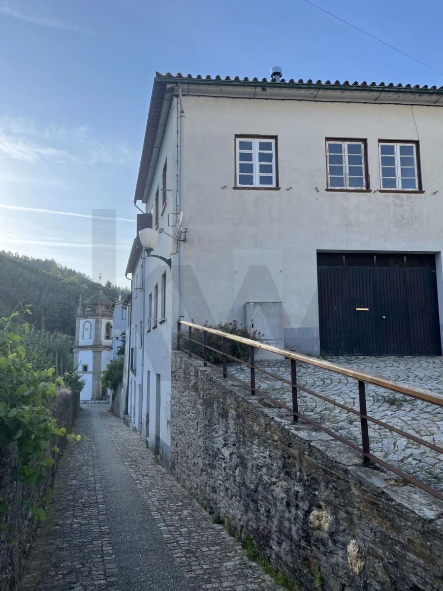 Moradia T5 para Venda em Benfeita Foto 6