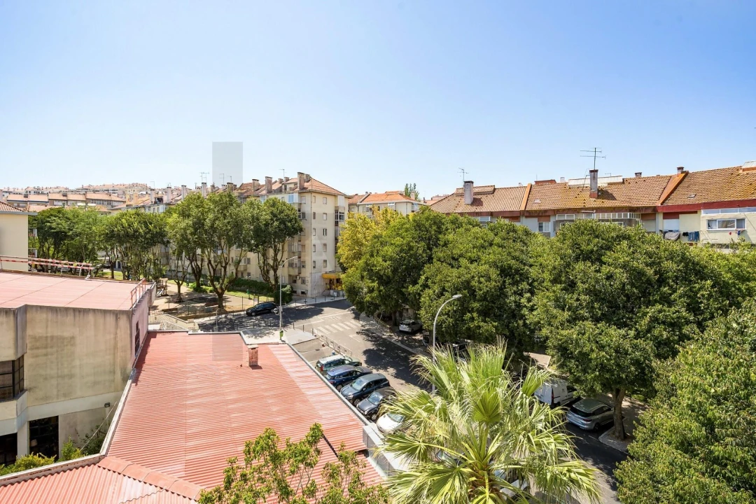 Apartamento T1 para Arrendamento em Alfragide Foto 16