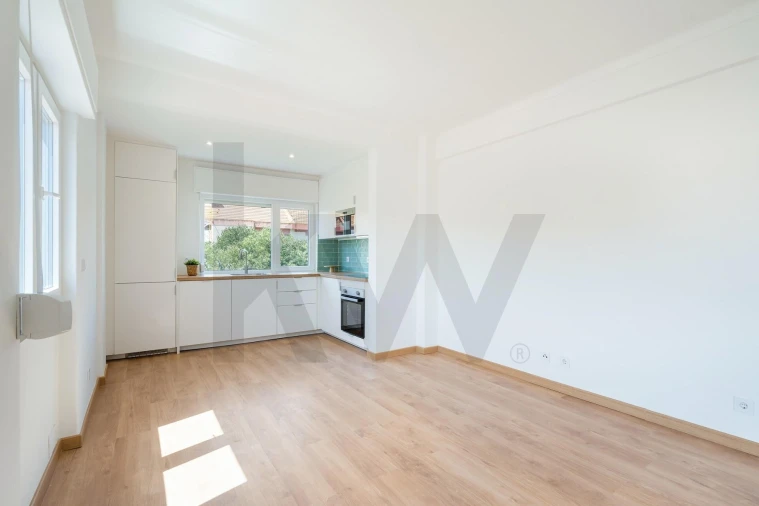 Apartamento T1 para Arrendamento em Alfragide Foto 3