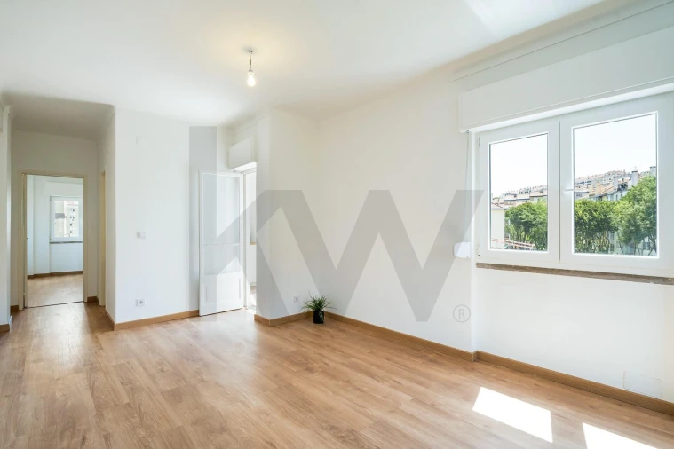 Apartamento T1 para Arrendamento em Alfragide Foto 5