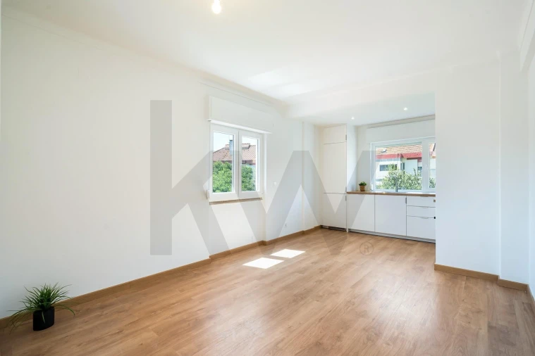 Apartamento T1 para Arrendamento em Alfragide Foto 4