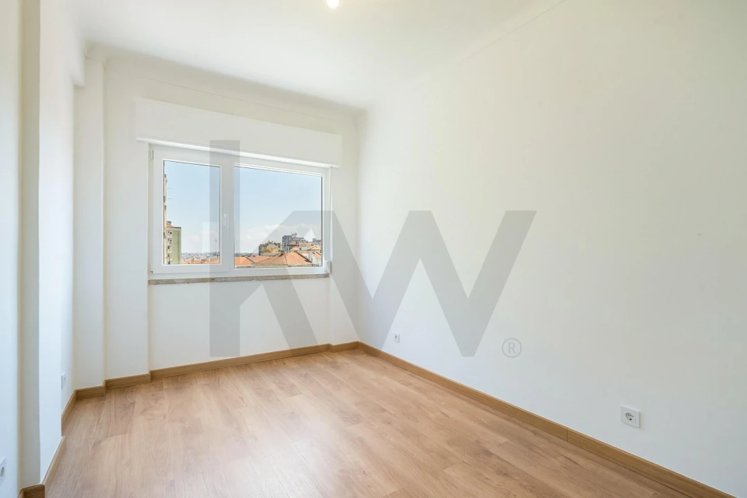 Apartamento T1 para Arrendamento em Alfragide Foto 9