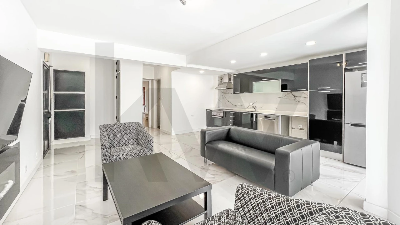 Apartamento T2 para Venda em Cascais e Estoril Foto 3