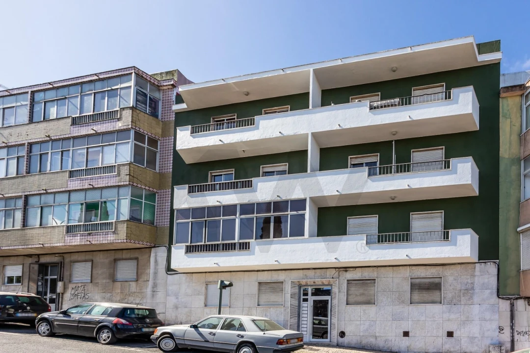 Apartamento T3 para Venda em Alfragide Foto 15