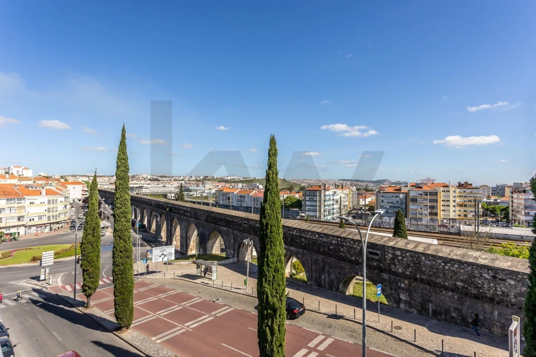 Apartamento T3 para Venda em Alfragide Foto 10