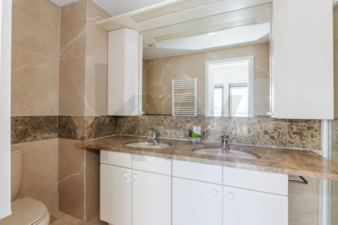 Apartamento T3 para Venda em Cascais e Estoril Foto 40