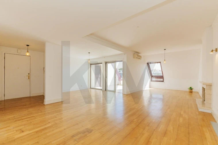 Apartamento T3 para Venda em Cascais e Estoril Foto 9