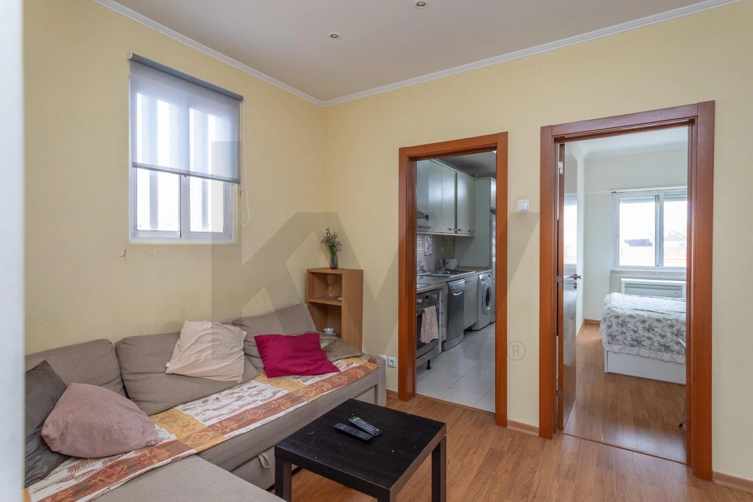 Apartamento T3 para Arrendamento em Benfica Foto 2