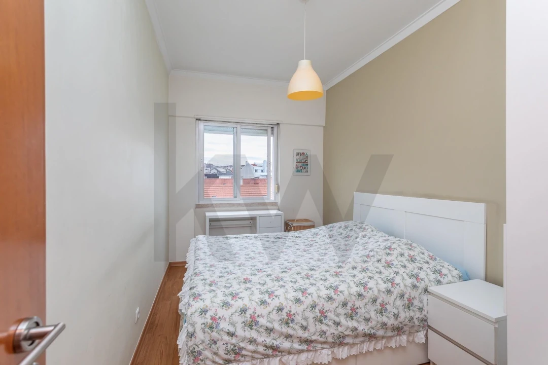 Apartamento T3 para Arrendamento em Benfica Foto 3