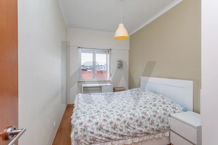 Apartamento T3 para Arrendamento em Benfica Foto 3