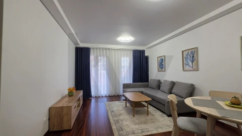 Apartamento T1 para Arrendamento em Funchal (São Pedro)