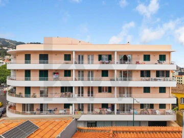 Apartamento T1 para Arrendamento em Funchal (São Pedro)