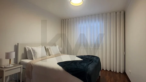 Apartamento T1 para Arrendamento em Funchal (São Pedro)