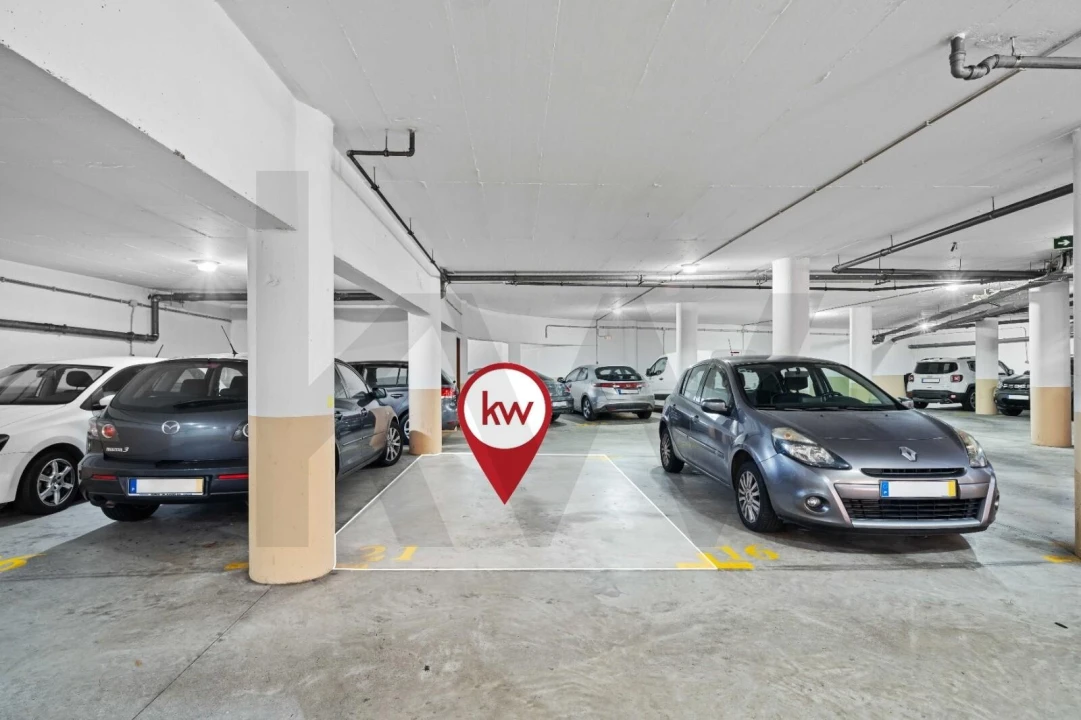 Apartamento T1 para Arrendamento em Funchal (São Pedro) Foto 17